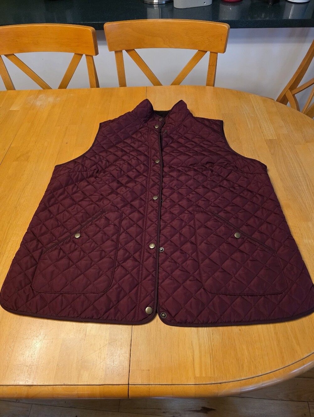 Women's Quilted Sleeveless Vest - Burgundy